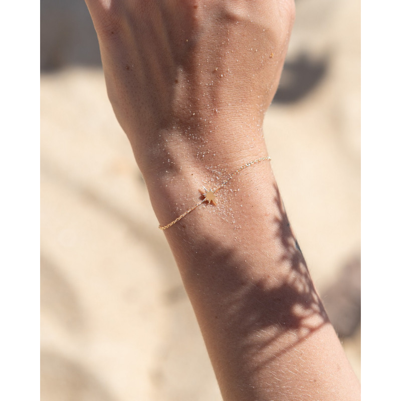 Gold plated woman's bracelet star