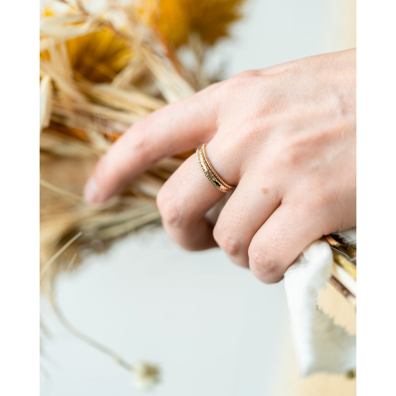 Anello regolabile di design placcato oro