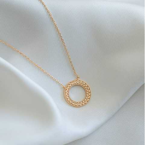 Collar de laurel dorado