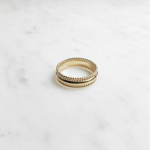 Anillo chapado en oro