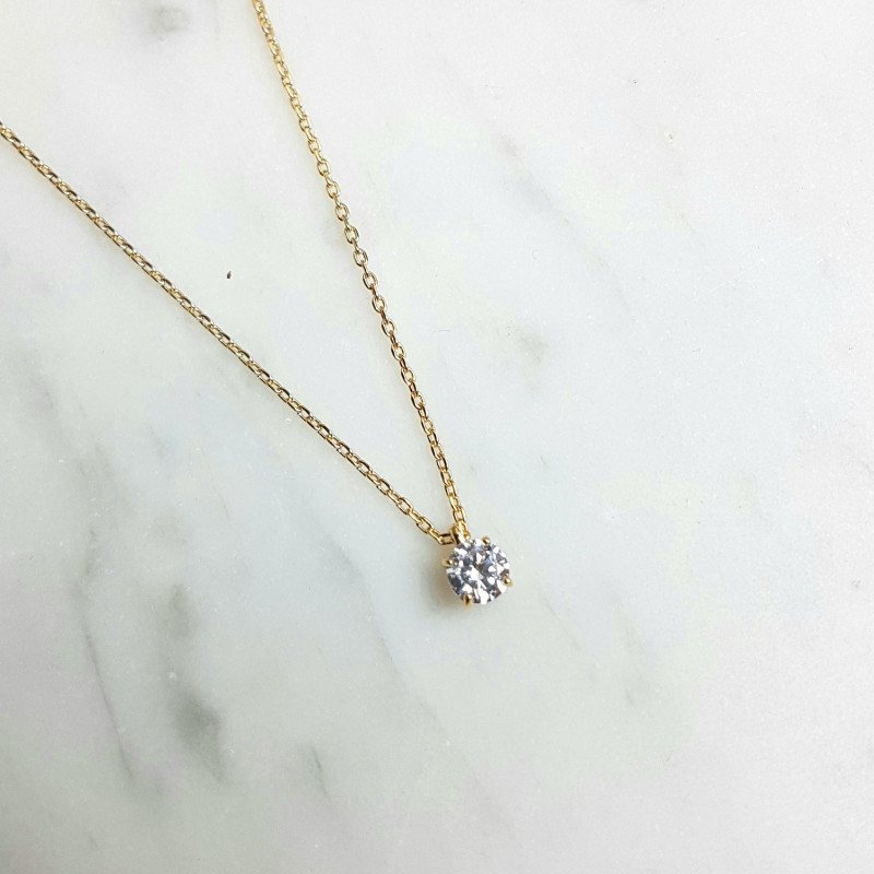 Gold-plated necklace with zirconium oxide