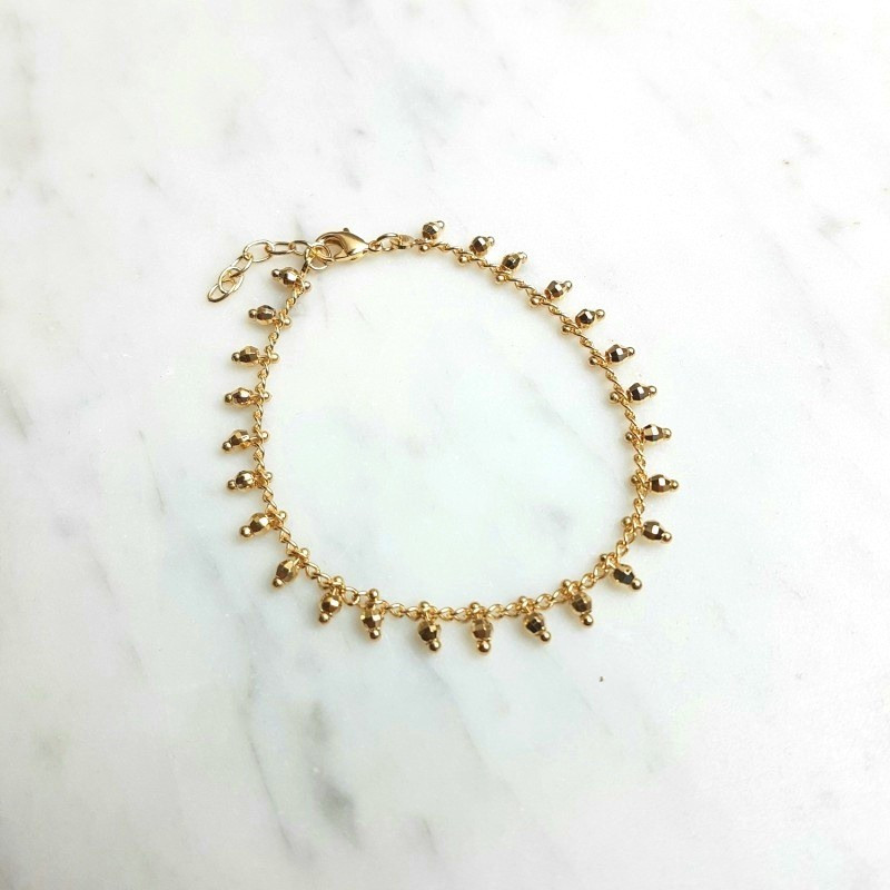 Bracelet plaqué or breloques perles