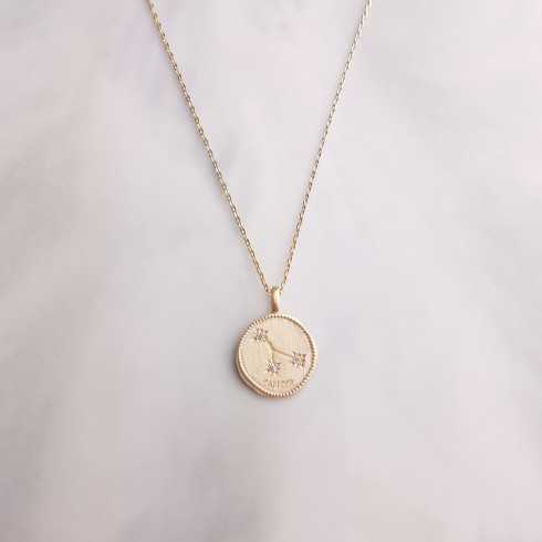 Collar Signo astrológico Cáncer bañado en oro