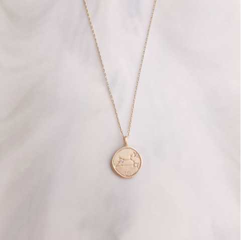 Collar Signo astrológico Leo bañado en oro