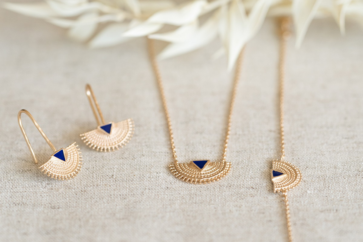 Bijoux fantaisie pierres bleues